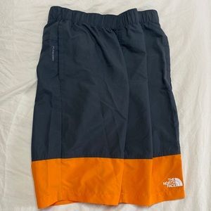 The North Face NWT Boys L 14/16 Swim Trunks